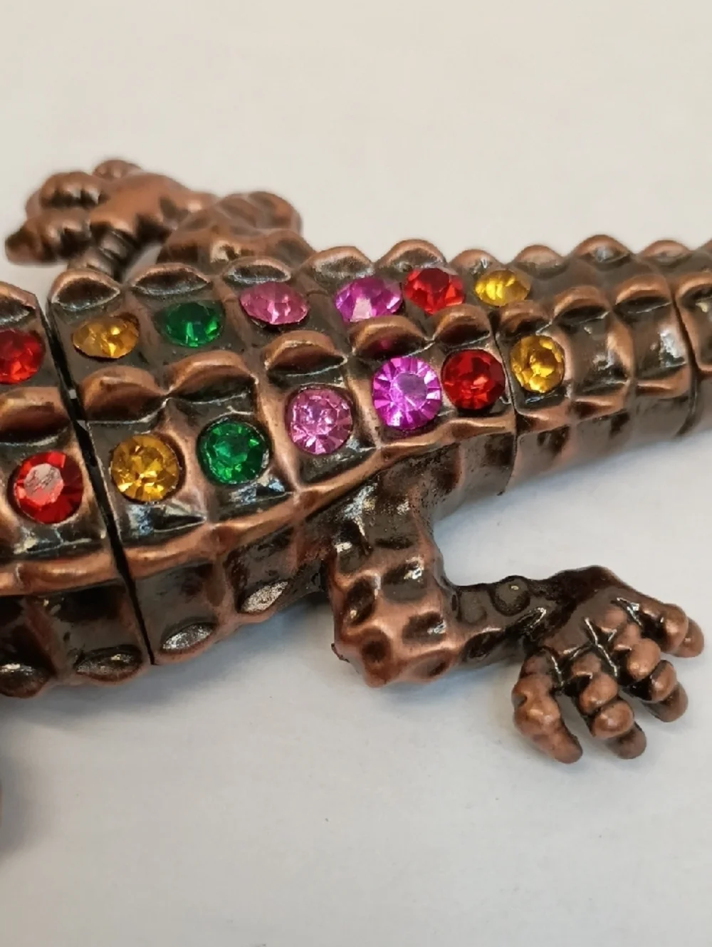 Oversized Crocodile Rhinestone Brooch Multicolor Statement Jewelry Size 7